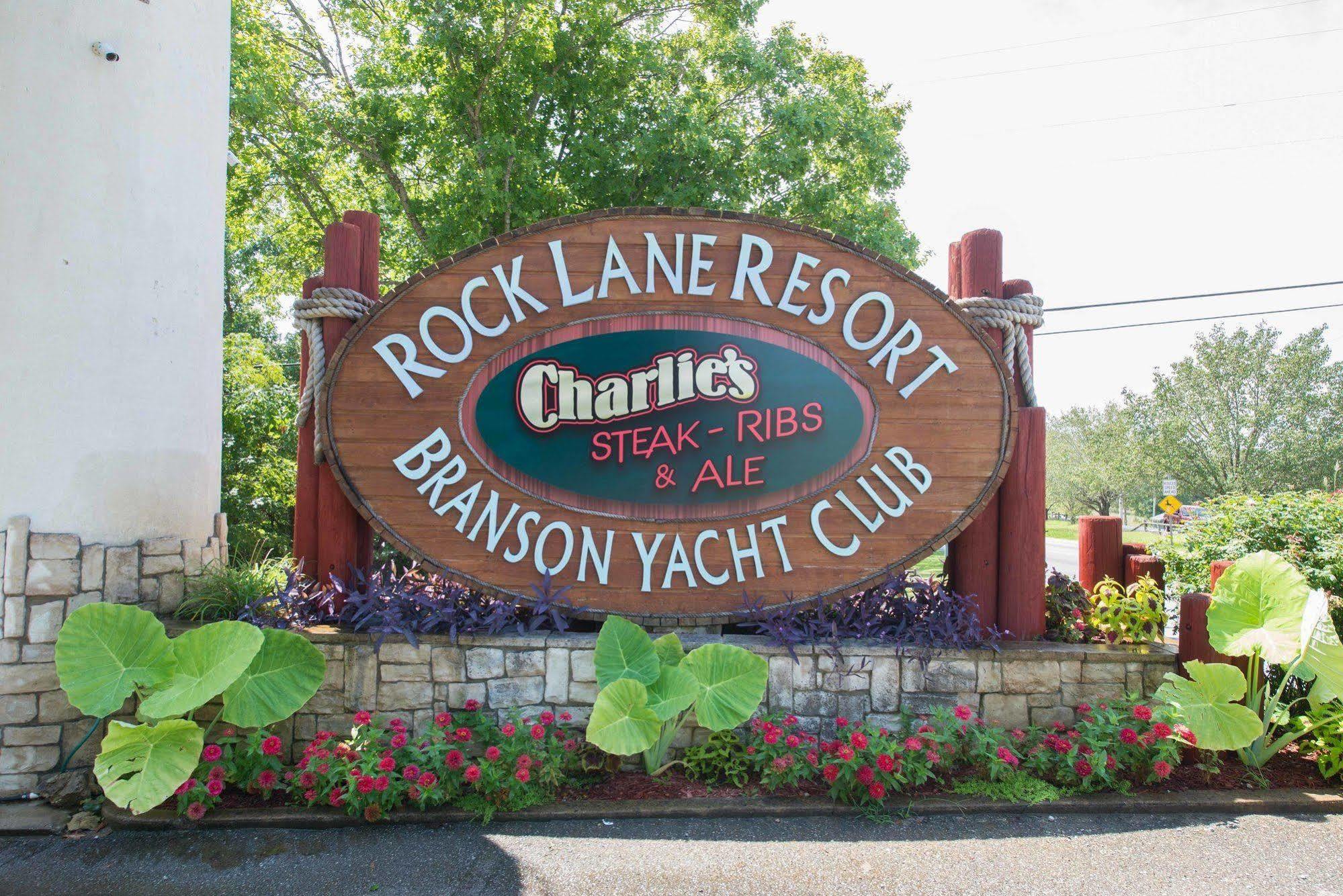 Branson Yacht Club Hotel Exterior photo